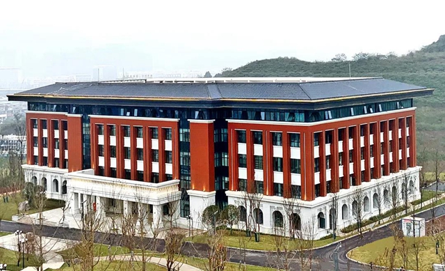 正式竣工！宜宾又新增一所大学！环境超美！(图4)