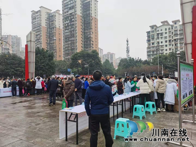 江阳区华阳街道:携手防疫抗艾,共担健康责任(图2) 江阳区华阳街道:携手防疫抗艾,共担健康责任(图2)