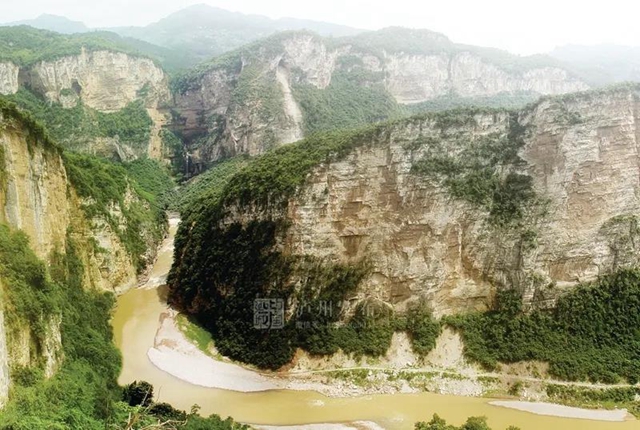 鸡鸣三省大桥丨桥通了,娘家近了,梦想也近了(图2) 鸡鸣三省大桥丨桥通了,娘家近了,梦想也近了(图2)