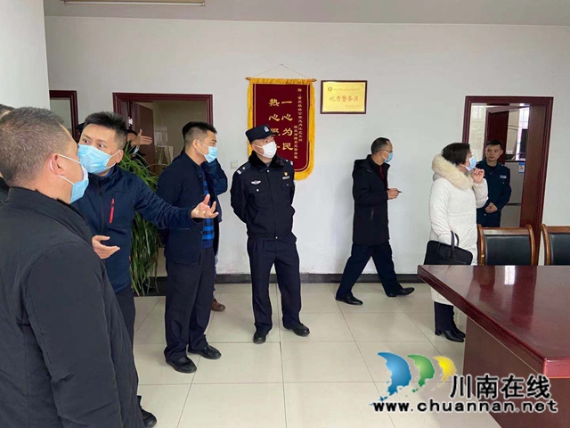 泸县赴隆昌市、荣昌区学习高铁站联勤联动管理工作(图2) 泸县赴隆昌市、荣昌区学习高铁站联勤联动管理工作(图2)