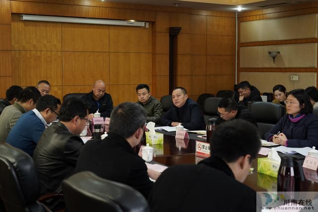 眉山市住房城乡建设局一行考察学习泸州市龙马潭区城乡环卫一体化工作   (图2)