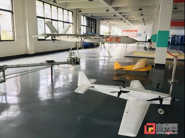 货运无人机在自贡凤鸣通用机场成功检飞(图5)