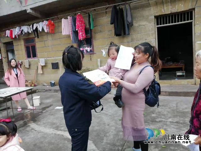 内江靖民镇凉风社区抓好冬季火灾防控(图1) 内江靖民镇凉风社区抓好冬季火灾防控(图1)