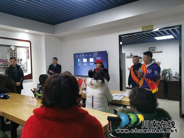 龙马潭区红星街道：争做“红”先锋，引领“星”时尚(图3)