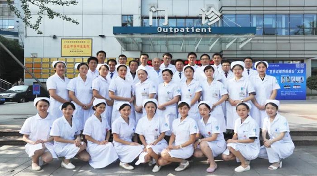 【意外】铁钉“飞”进泸州男子眼睛里!血流不止……(图5) 【意外】铁钉“飞”进泸州男子眼睛里!血流不止……(图5)