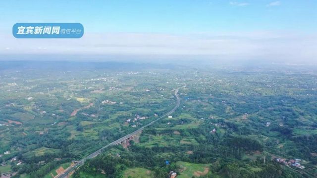 成宜高速90分钟全线跑完！双向6车道 年底试通车运营(图10)