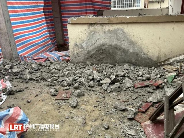 零容忍，泸州沱三桥西班牙郡小区"楼上楼"被拆(图3)