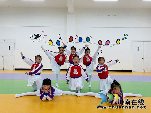 泸县立石镇中心幼儿园两支队伍荣获2020全国快乐体操三等奖