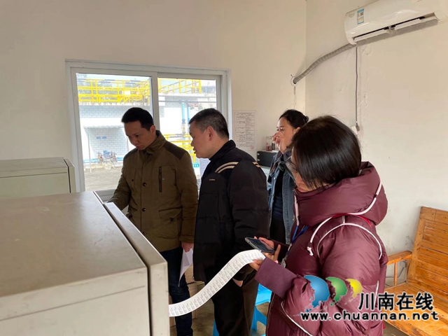 泸州市、泸县生态环境局联合重庆永川区综合行政执法局到百和镇督导安全环保工作(图2)