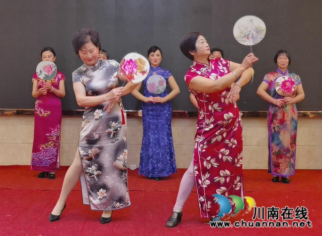 龙马潭区退休教职工协会召开2020年年终总结表彰暨祝寿会(图3)