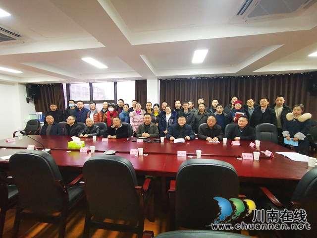 泸州市万清海、段绪华名校长工作室揭牌仪式在合江县教体局举行