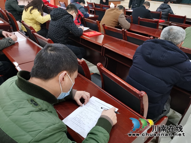 江阳区华阳司法所：“以考促学”组织社区矫正对象进行教育学习