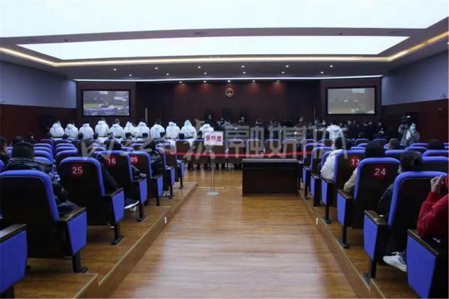 重拳出击!内江一恶势力犯罪集团覆灭(图3) 重拳出击!内江一恶势力犯罪集团覆灭(图3)