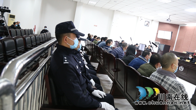 纳溪区人民法院法警大队圆满完成涉黑案件庭审保障任务(图4)