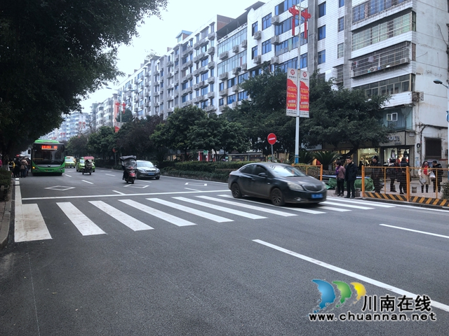 沿江侧施工提前完成,合江少岷路升级改造跑出合江“加速度”(图4) 沿江侧施工提前完成,合江少岷路升级改造跑出合江“加速度”(图4)