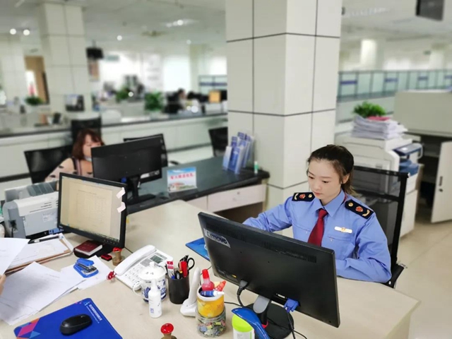 泸州开出首张“跨省通办”营业执照!邮寄重庆荣昌(图3) 泸州开出首张“跨省通办”营业执照!邮寄重庆荣昌(图3)