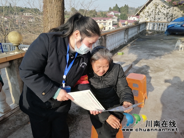 内江经开区靖民镇青冈社区：增强平安建设宣传，平安和谐人人向好(图2)