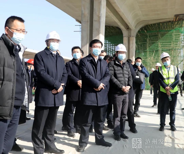 中国铁路成都局董事长周荣来泸调研：确保川南城际铁路内自泸线按既定目标建设开通运营(图1)