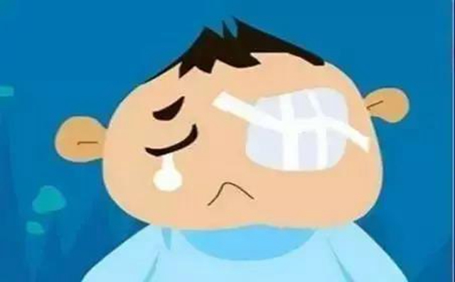 【关注】8岁男童被木棍戳到眼睛？险些……(图6)