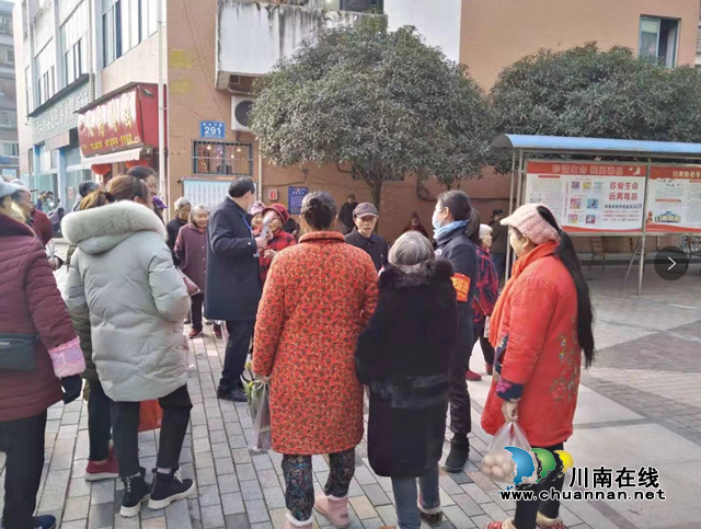 内江经开区交通镇积极开展防诈骗宣传