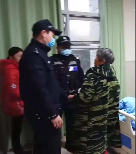 七旬老太遗失手术费5000余元，泸县民警帮助找回(图7)