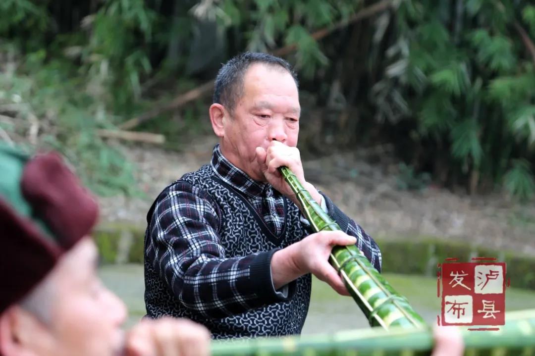 泸州有种土乐器名叫“花号”，不知您见过没？(图1)