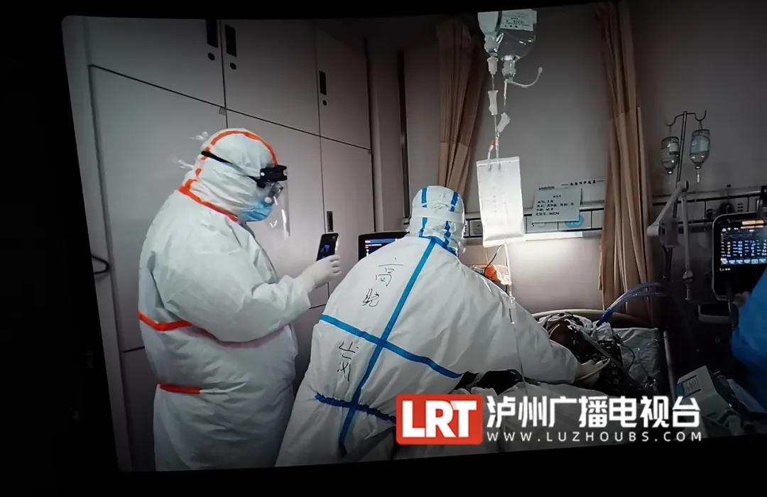 周星驰包场！泸州英雄在影院回忆“武汉日夜”(图6)
