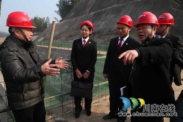 纳溪区法院开展“问诊式”司法服务(图4)