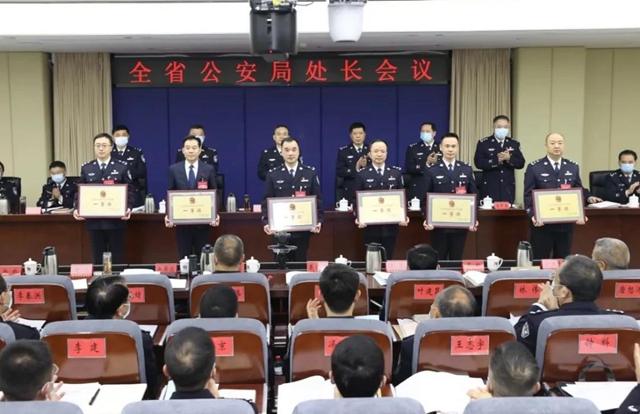 泸州公安，连续五年全省一等奖！(图1)