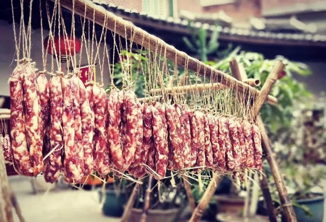 【扩散】腊肉香肠吃得嗨！这几类人千万别吃？(图6)