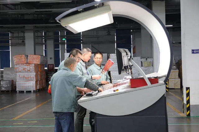 龙马潭春季大型网络招聘会,1.5万余个岗位任你挑!(图2) 龙马潭春季大型网络招聘会,1.5万余个岗位任你挑!(图2)