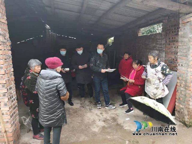 龙马潭区综合行政执法局深入包保社区开展疫情防控和森林防火宣传工作(图2)