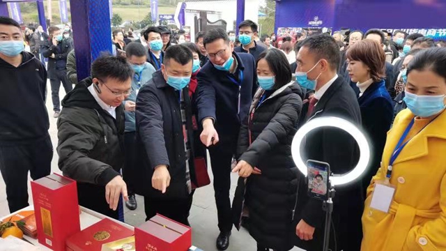 2020关键词盘点【亮相】 | 佳记酒：恢弘启幕 白酒新贵大放异彩(图9)