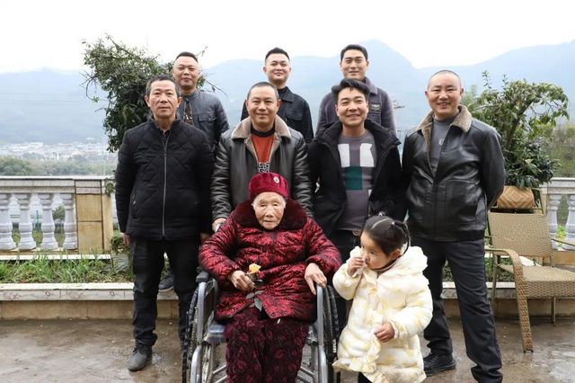 兴文99岁老人取消生日宴获全网点赞!只因……(图11) 兴文99岁老人取消生日宴获全网点赞!只因……(图11)