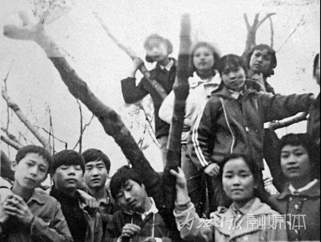 震撼！64张绝版老照片曝光，这是“60后”内江人的回忆(图35)
