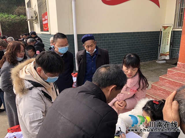 叶仕良到泸县百和镇督导村民委员会换届选举工作(图3)