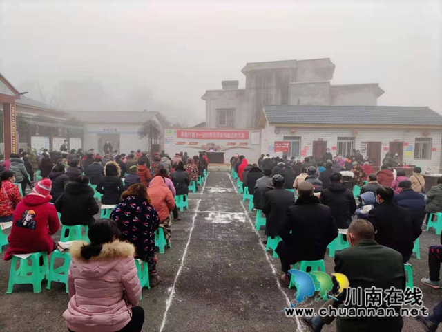 泸县百和镇第十一届村（居）民委员会换届选举圆满结束(图3)