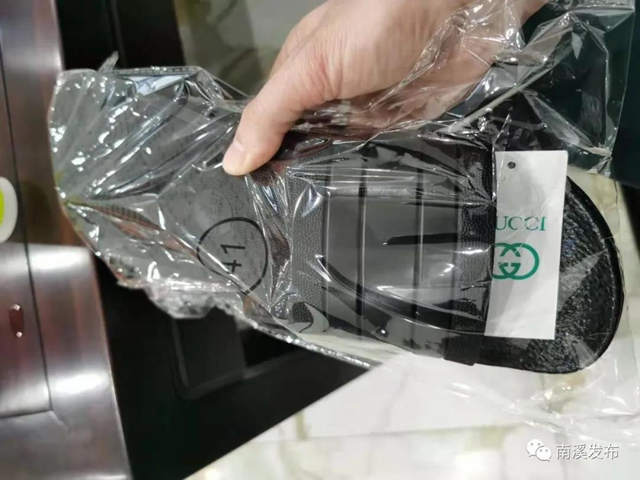 4万双！南溪一公司生产假冒大牌被查！阿迪耐克、GUCCI、LV……(图4)