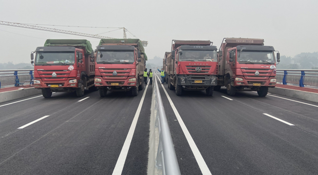 连接龙马潭区和江阳区，泸州这座沱江大桥今日功能性通车！(图1)