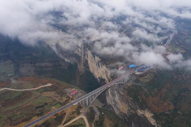 鸡鸣三省大桥通车一年，当地人生活发生了哪些变化？(图2)
