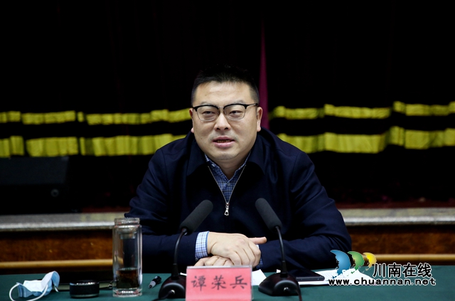 纳溪区召开“云溪人士”代表座谈会(图2) 纳溪区召开“云溪人士”代表座谈会(图2)