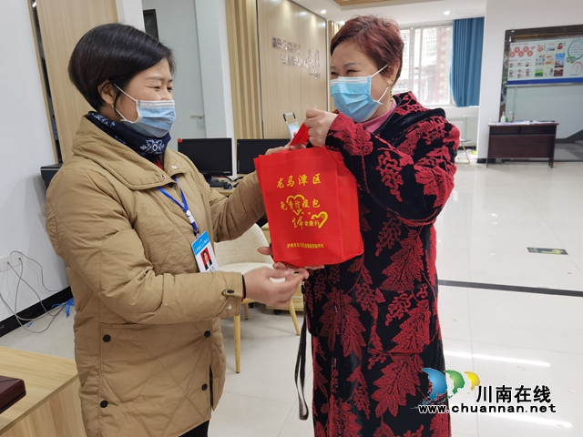 龙马潭区小市街道开展防疫一线送温暖活动(图2)