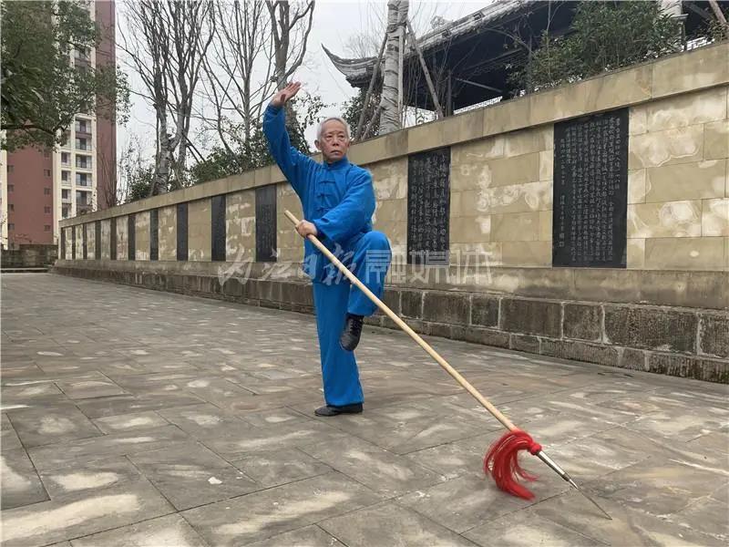 上阵父子兵！内江市威远父子俩为这项非遗项目强强联手(图3)