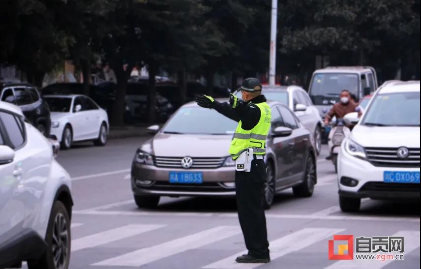 自贡:十万人次下沉一线守护盐都安全(图22) 自贡:十万人次下沉一线守护盐都安全(图22)