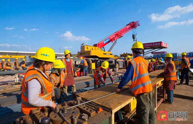 现场实拍 直击高铁自贡东站最新进展——