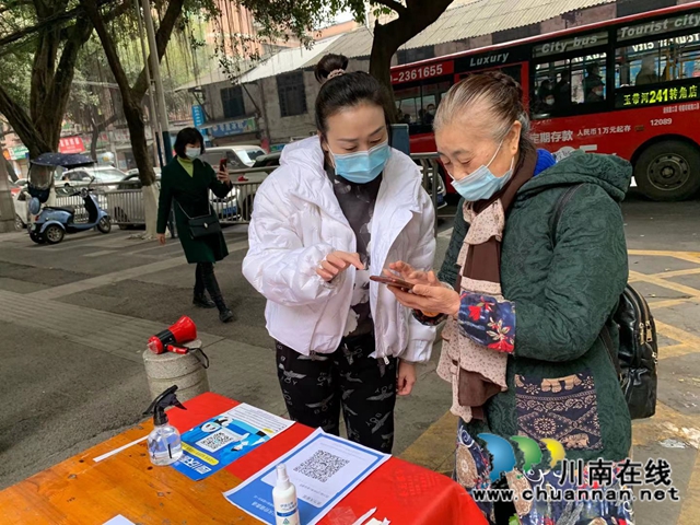 龙马潭区小市街道：春节“不打烊”，防控工作“喜洋洋”(图2)