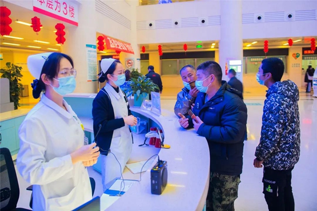 节后首日，西南医大附院门诊量近1.1万人次(图3)