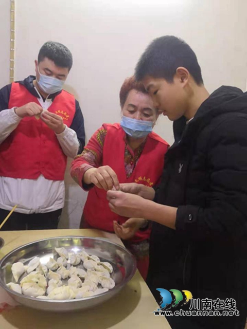 龙马潭区小市街道：关爱留守孩子，温暖幸福年(图2)