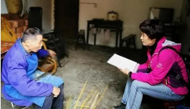 合江人物丨唐雪梅:24年坚守新闻“初心”(图2) 合江人物丨唐雪梅:24年坚守新闻“初心”(图2)