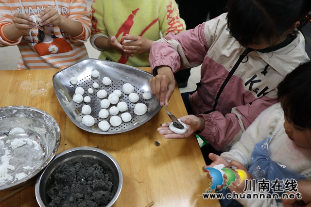 泸县云龙镇大水河村开展“我们的节日—关爱留守欢度元宵”活动(图7)